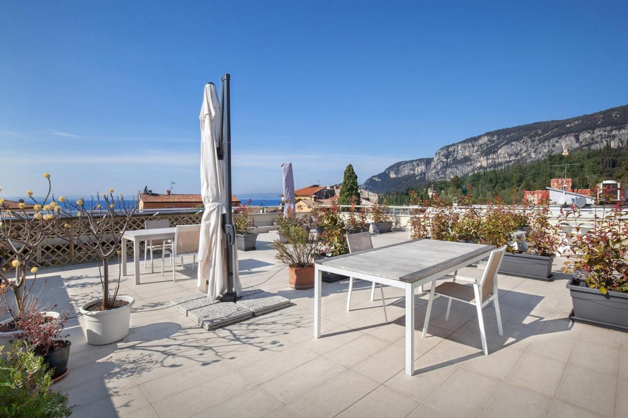 La Rocca Suite Гарда Екстериор снимка